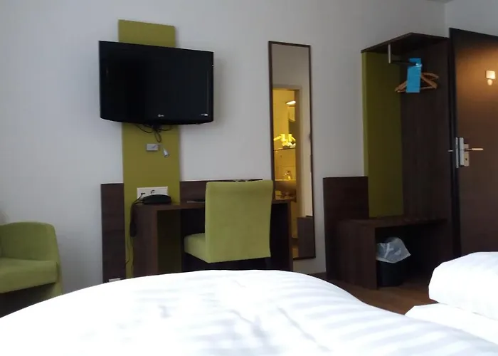 Waldhotel Отель Линген